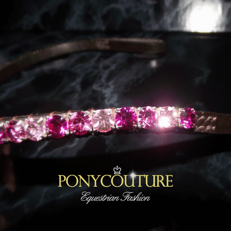 This elegant browband is from the Pixie Browband range and features a single row of twinkling pink Preciosa crystals and is handmade on Sedgwick English leather here by us in the UK. This Dainty Browband is perfect for horses and ponies with fine heads. PonyCouture make dressage